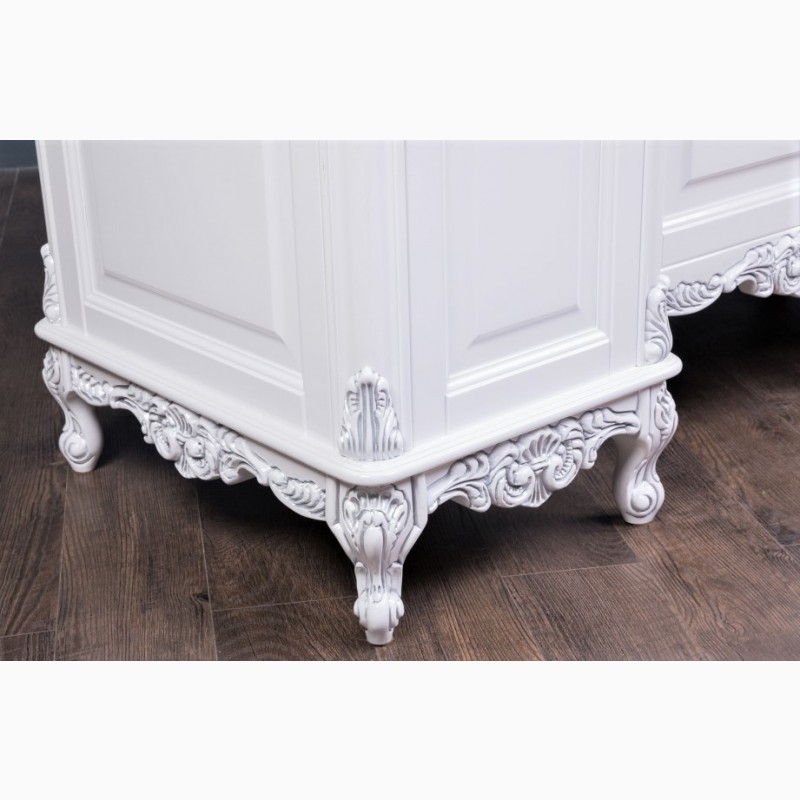 Фото 3. Белый деревянный стол Версаль для кабинета Барокко стиль