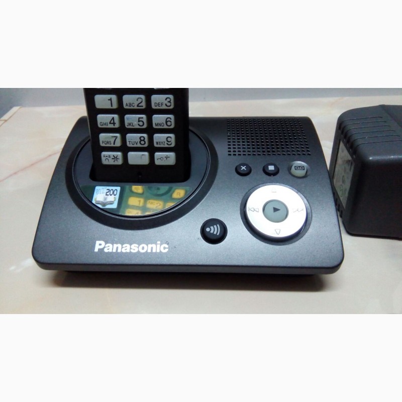 Фото 2. Радиотелефон Panasonic DECT KX-TG8097UA Black