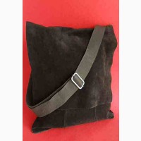 Женская сумка-торба фирмы GAP из натуральной замши