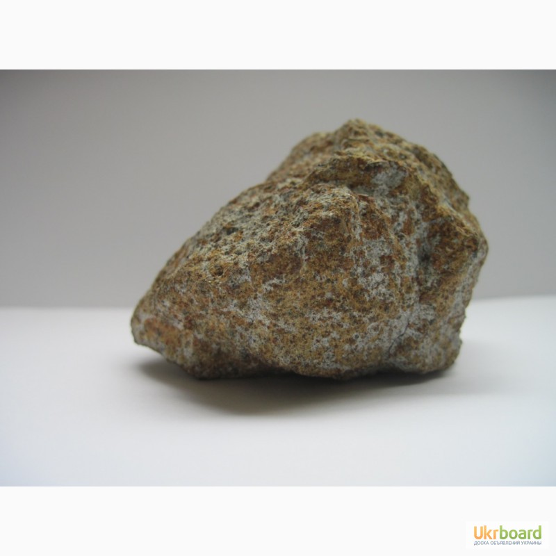 Фото 2. Метеорит