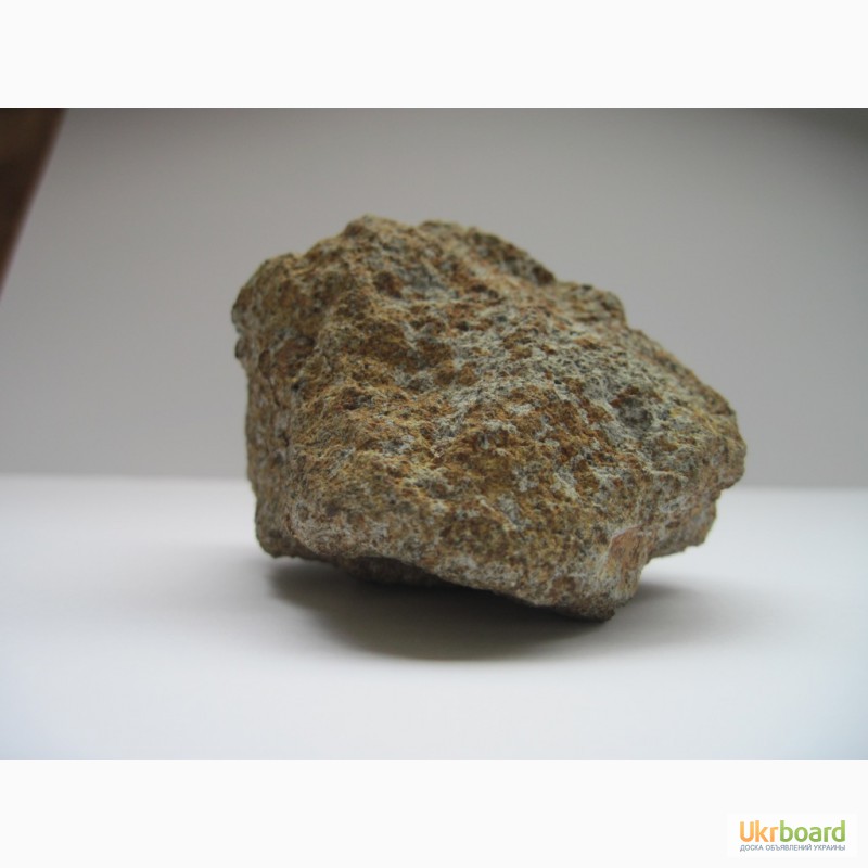 Фото 4. Метеорит