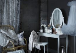 Фото 2. Невероятный туалетный стол столик с зеркалом и ящиками для спальни