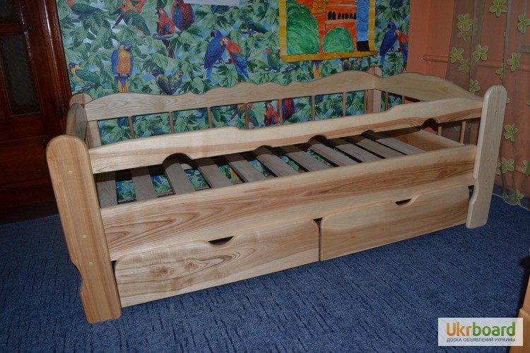 Фото 2. Подростковая кровать из массива ясеня или дуба Зюзюн