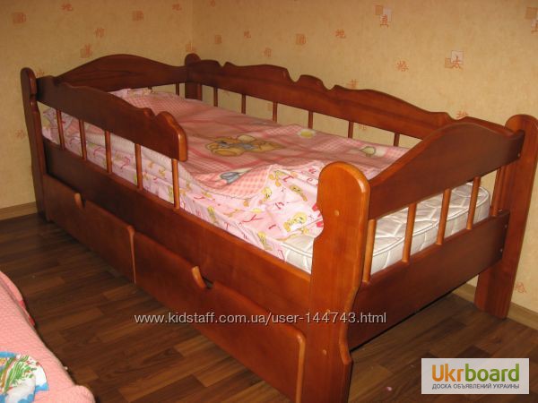 Фото 4. Подростковая кровать из массива ясеня или дуба Зюзюн