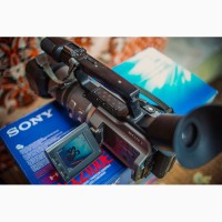 Видеокамера SONY VX2100E