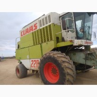 Продается комбайн Claas Commandor 228