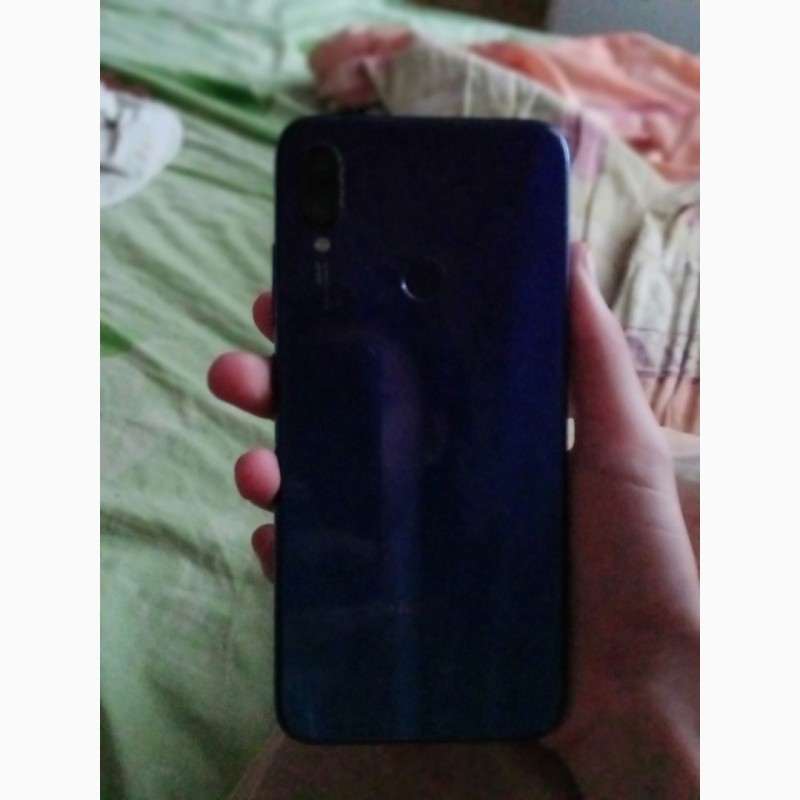 Продам б/у телефон Xiaomi Redmi note 7 4/64gb