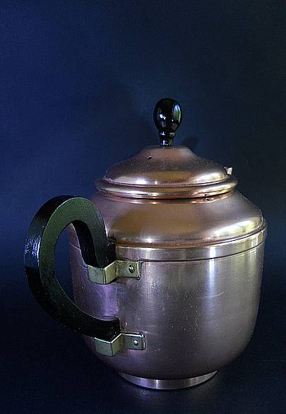 Фото 4. Старинный медный заварочный чайник