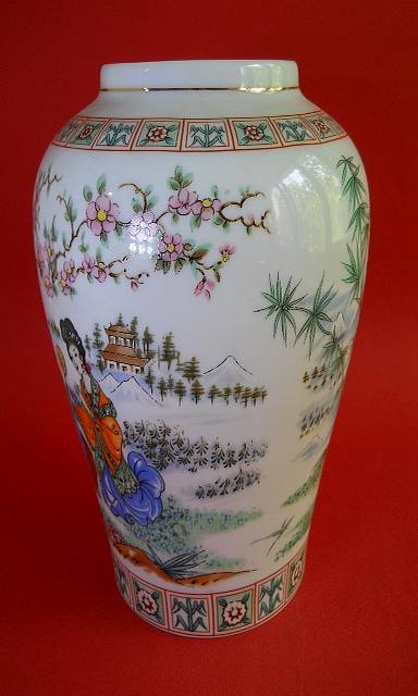Фото 5. Винтажная Португальская фарфоровая ваза