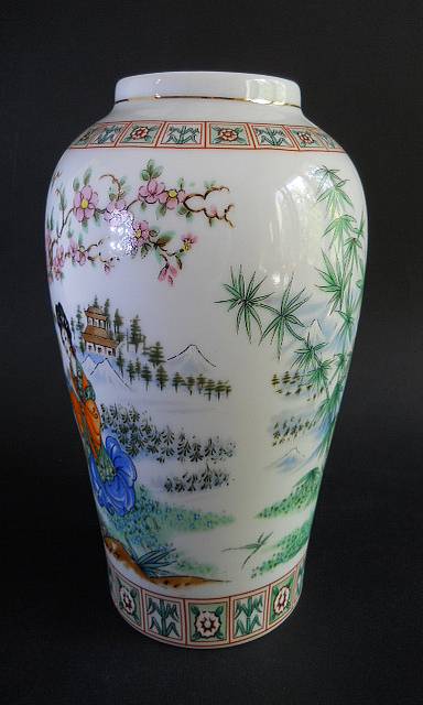 Фото 8. Винтажная Португальская фарфоровая ваза