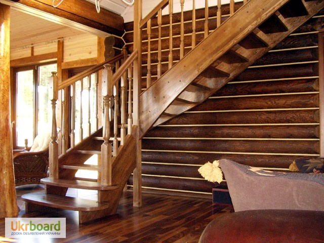 Фото 2. Лестницы деревянные