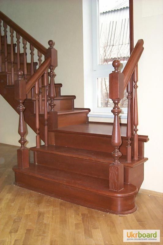 Фото 5. Лестницы деревянные