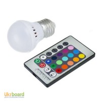 Светодиодная E27 LED лампа, 16 цветов с пультом ДУ