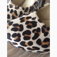 Продам леопардовые туфли KELSI DAGGER