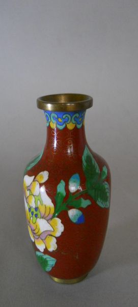 Фото 12. Две винтажные Китайские вазы клуазоне