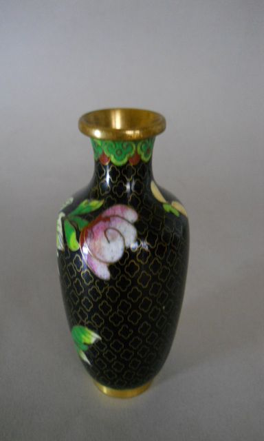 Фото 8. Две винтажные Китайские вазы клуазоне