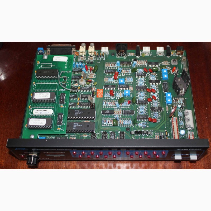 Фото 3. Легендарные контроллеры AEA PAKRATT PK-232MBX для RTTY, CW, Packet, FAX