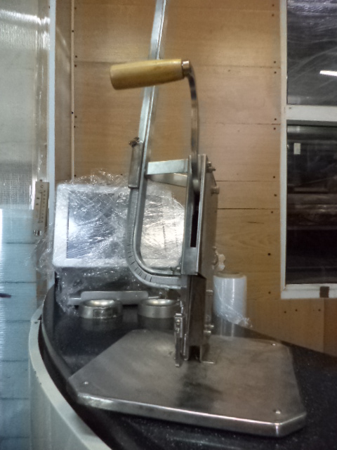 Фото 17. Клипсатор, куттер шприц для колбасы фаршемес льдогенератор оборудование для мясного цеха