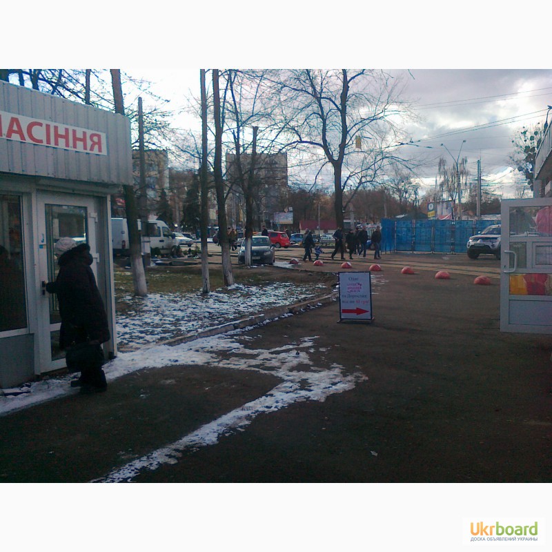 Фото 2. Аренда МАФ:киоск-павильон 10 м2 рядом с дорогой. Площадь Шевченко, Киев