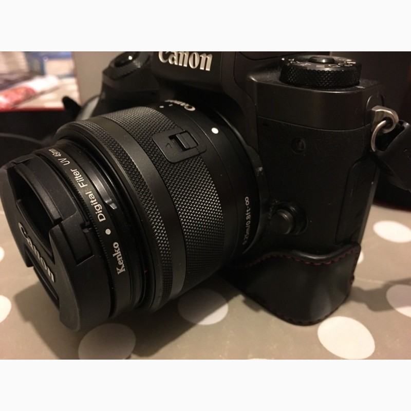 Фото 2. Canon EOS М5 цифровая фотокамера с объективом 15-45 мм