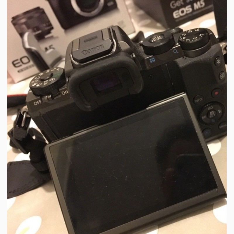 Фото 8. Canon EOS М5 цифровая фотокамера с объективом 15-45 мм
