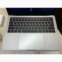 Apple MacBook Pro 13 -1, 4 ГГц Quad Core i5 8Гб 128Гб з AppleCare