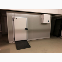 Промислова холодильна камера для зберігання різних продуктів