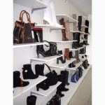 Продам торгово-выставочное оборудование для магазинов одежды и обуви