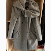Продам тёплое женское пальто с капюшоном