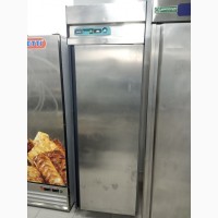 Холодильный шкаф MBM 700L б/у