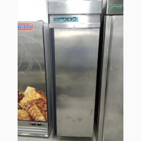 Холодильный шкаф MBM 700L б/у