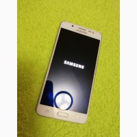 Продам мобильный телефон Samsung j5 2016