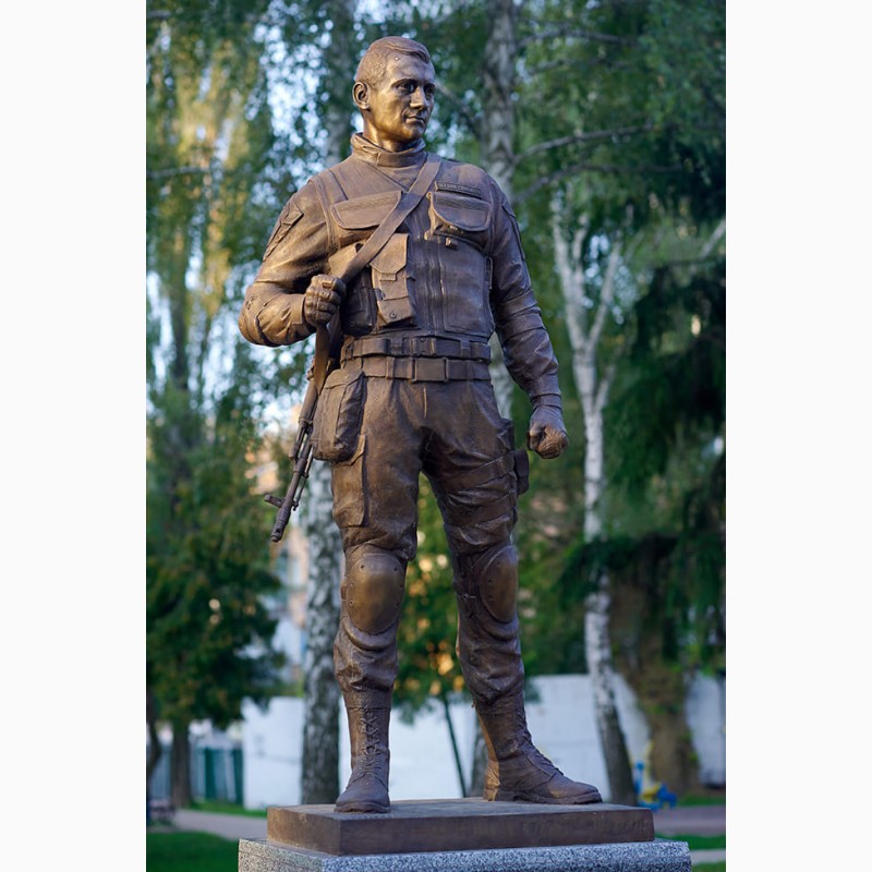 Фото 5. Специализированные памятники, мемориалы, надгробия для военных солдат под заказ