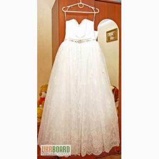 Продам щасливе весільне плаття білого кольору