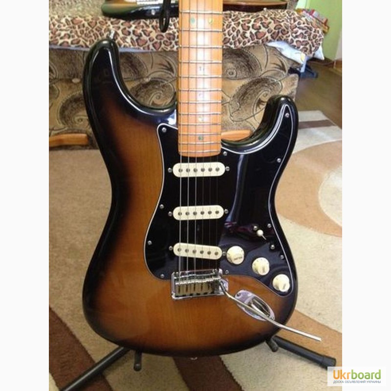 Фото 4. Продам Fender American Deluxe V-neck Stratocaster 2003
