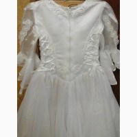 Белое нарядное платье для девочки, 134-140