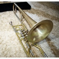 Тромбон Trombone тенор вентельний педальний барабанний 4 вентилі B S труба відмінний стан
