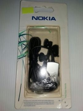 Фото 3. Оригинальные наушники Nokia HS-23