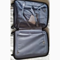 Чемодан пластиковый дорожный Delsey Belmont 3840803, 55 см