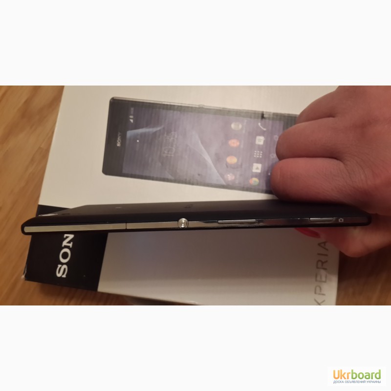 Фото 3. Sony Xperia T3 D5103 black, полный комплект, состояние нового