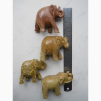 Миниатюрные слоны из натуральных камней