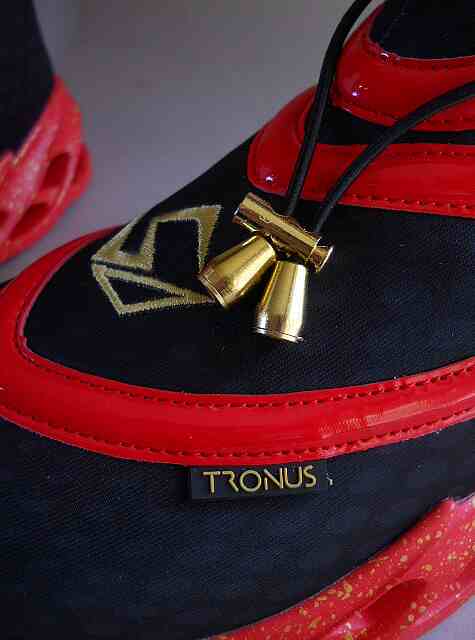 Фото 7. Новые стильные женские кроссовки-ботинки TRONUS, размер 39.5