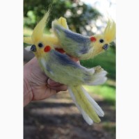 Валяна брош попугай Корелла прикраса іграшка інтерєрна валяний игрушка
