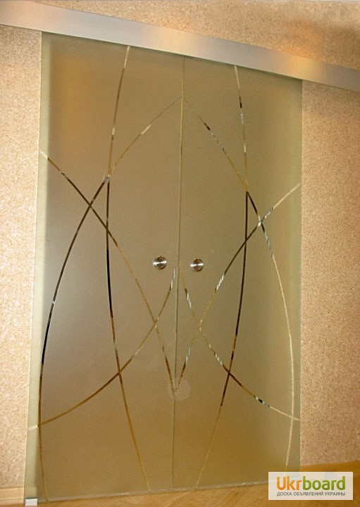 Фото 5. Раздвижные стеклянные двери и перегородки