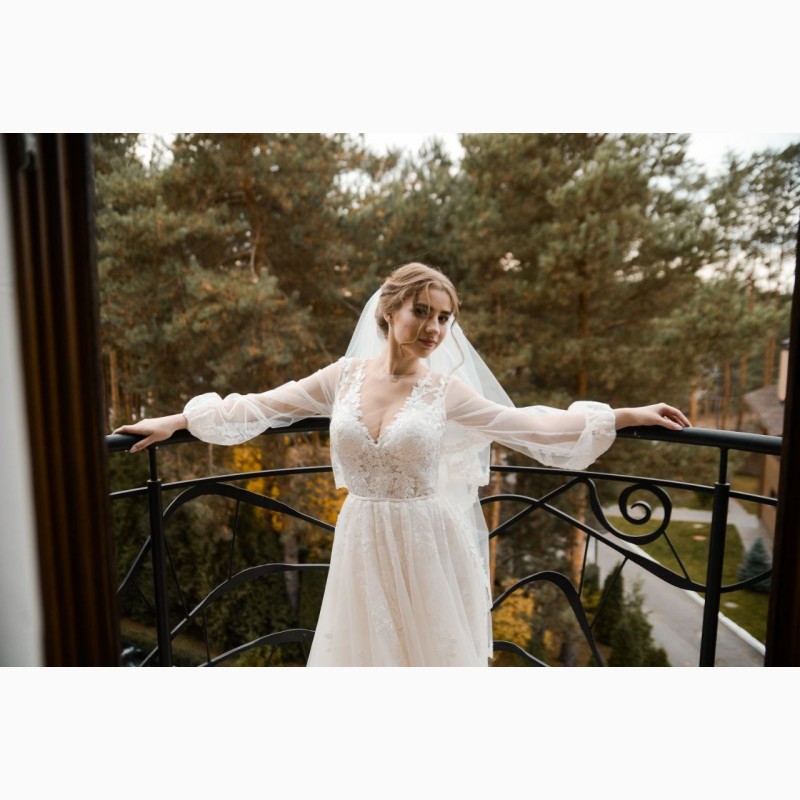 Фото 3. Свадебное платье итальянского бренда BLUNNY
