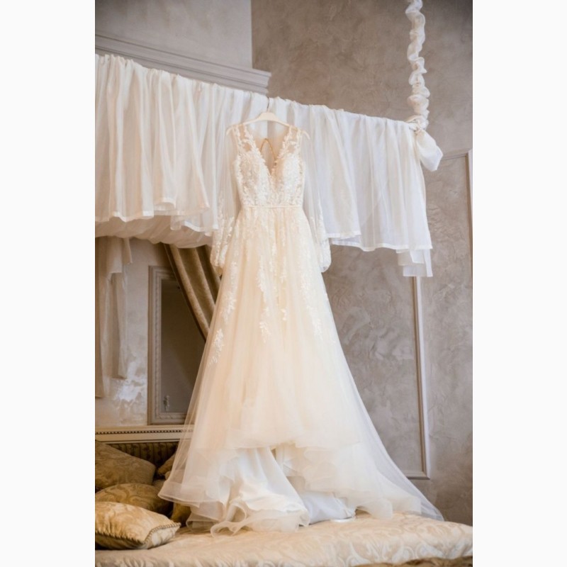 Фото 5. Свадебное платье итальянского бренда BLUNNY