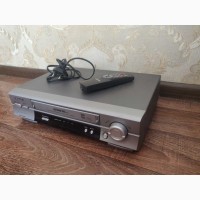 Проигрыватель видеокассет Samsung SVR-567