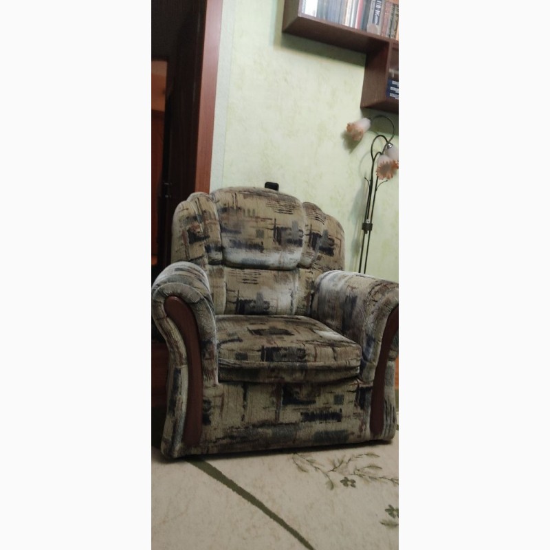Фото 4. Продам диван идва кресла