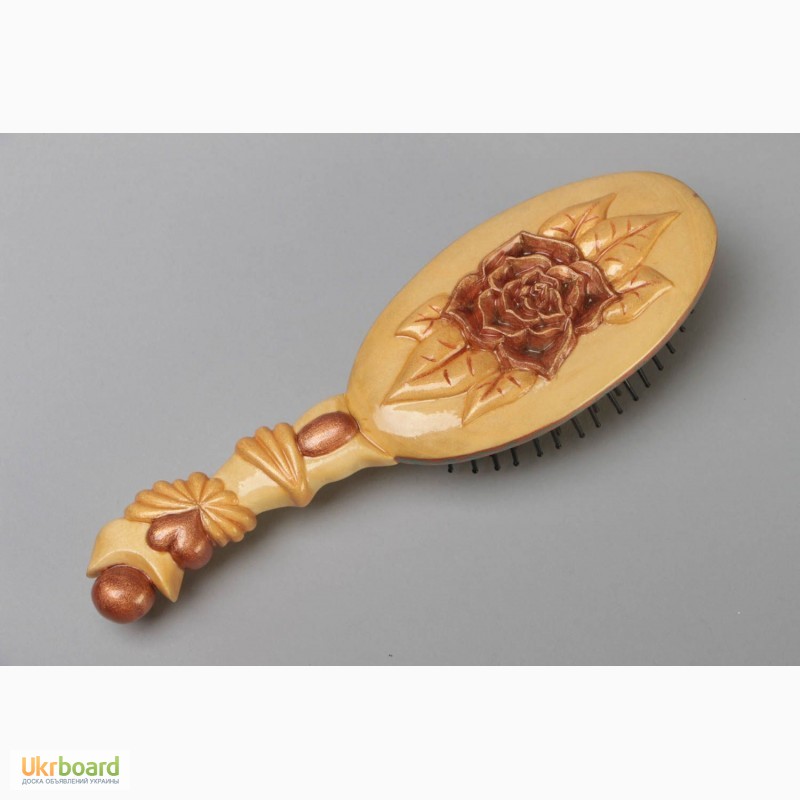 Фото 2. Деревянная расческа для волос ручной работы