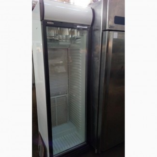Шкаф холодильный б/у Klimasan, торговый холодильник, витрина
